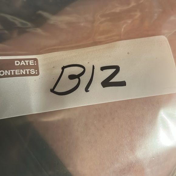 Rock and Republic long sleeved camouflage printed T-shirt. Size XXL. - Picture 7 of 7